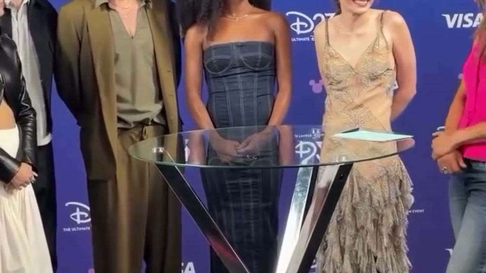 Inde Navarrette with the main cast of X-Men